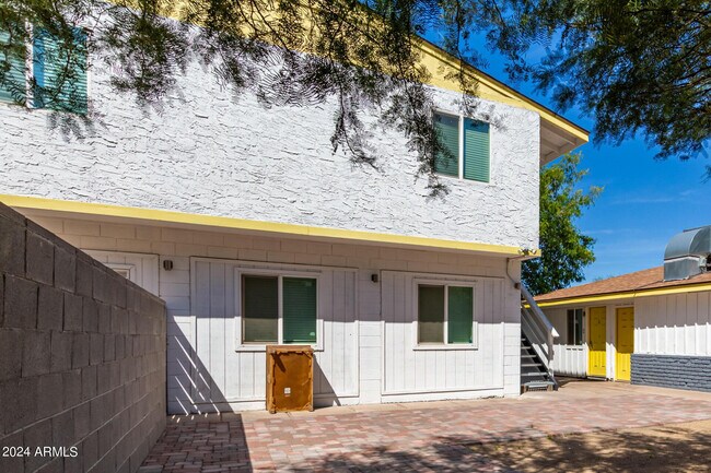 Foto del edificio - 3016 N 37th St