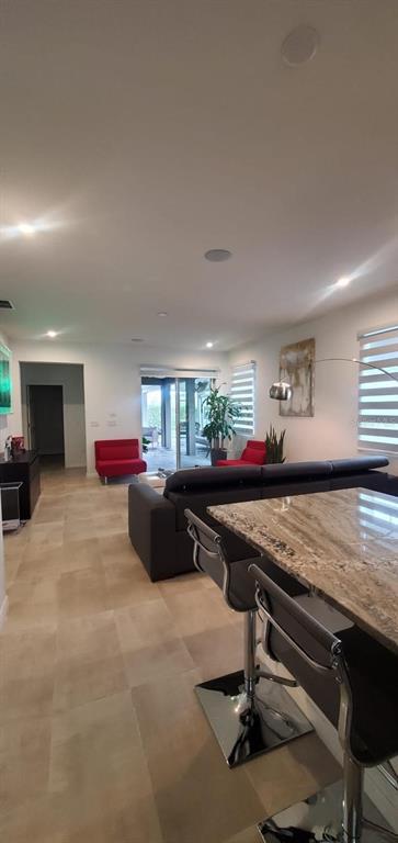 Foto del edificio - 11987 Globe St