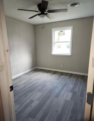 Building Photo - 2806 Sharon Dr