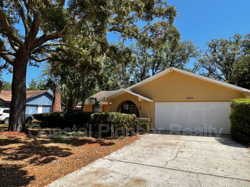 Primary Photo - 1422 Bern Ln