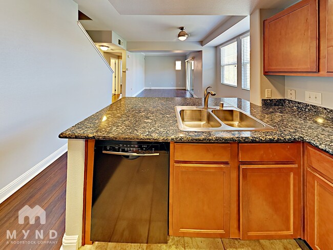 Foto del edificio - 4800 Westlake Pkwy
