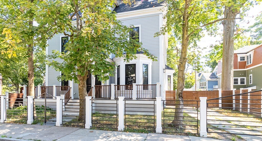 Foto principal - 30 Perrin St