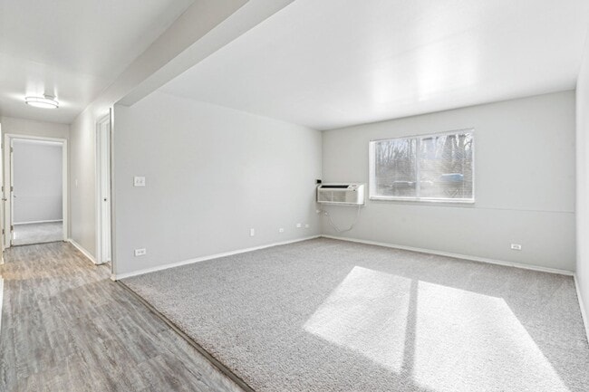 Building Photo - Park Trails Apartments