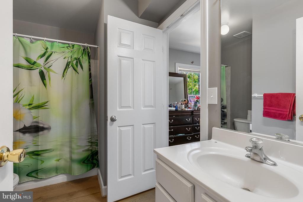 Foto principal - 8265 Glade Bank Dr