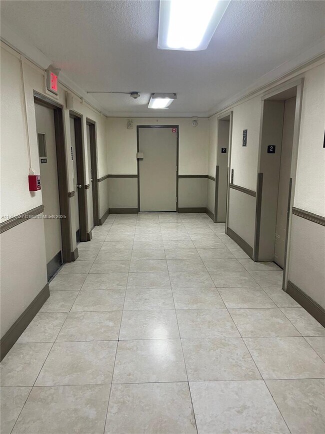 Foto del edificio - 1805 Sans Souci Blvd