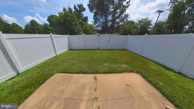 Photo - 2050 Nike Dr Townhome