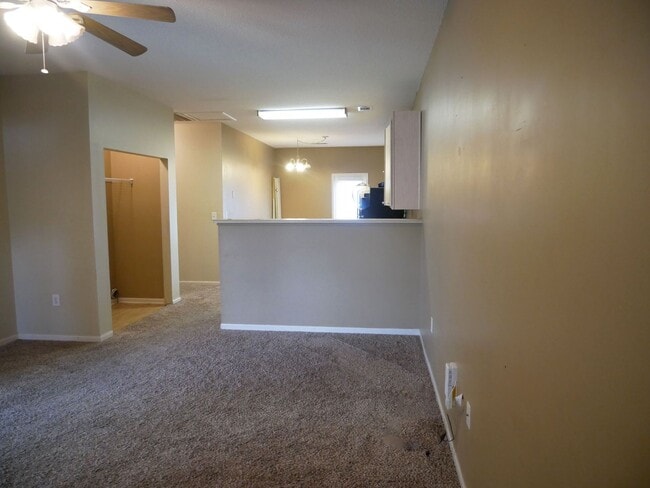Building Photo - 119 Pine Meadows Cir