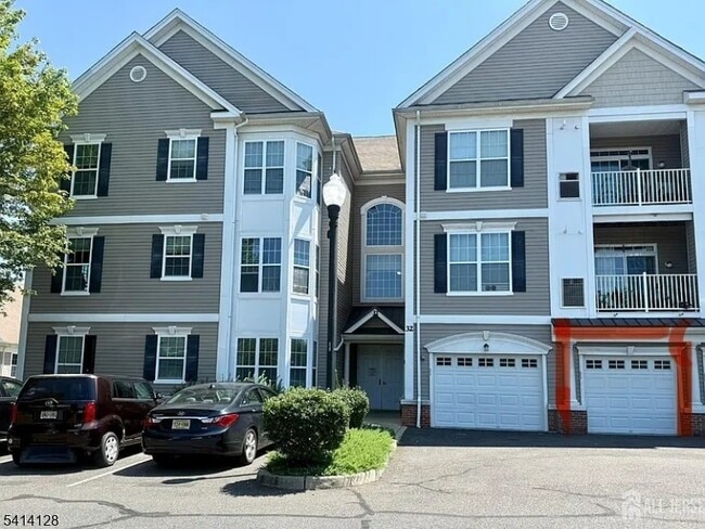 Building Photo - 3223 Edward Stec Blvd
