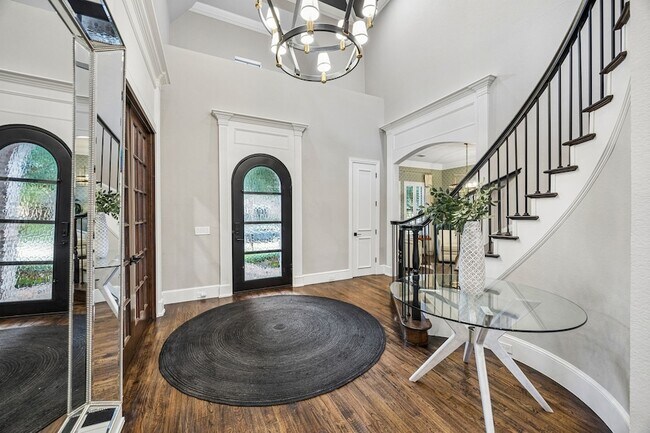 Foto del edificio - 4954 Northshore Dr
