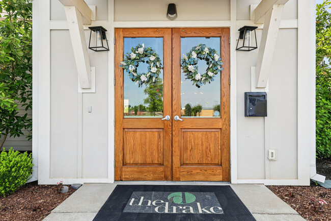 Building Photo - The Drake