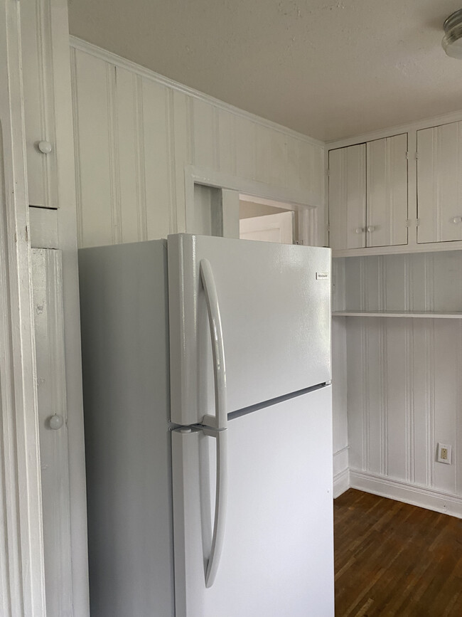 Kitchen - 234 Tates Creek Ave