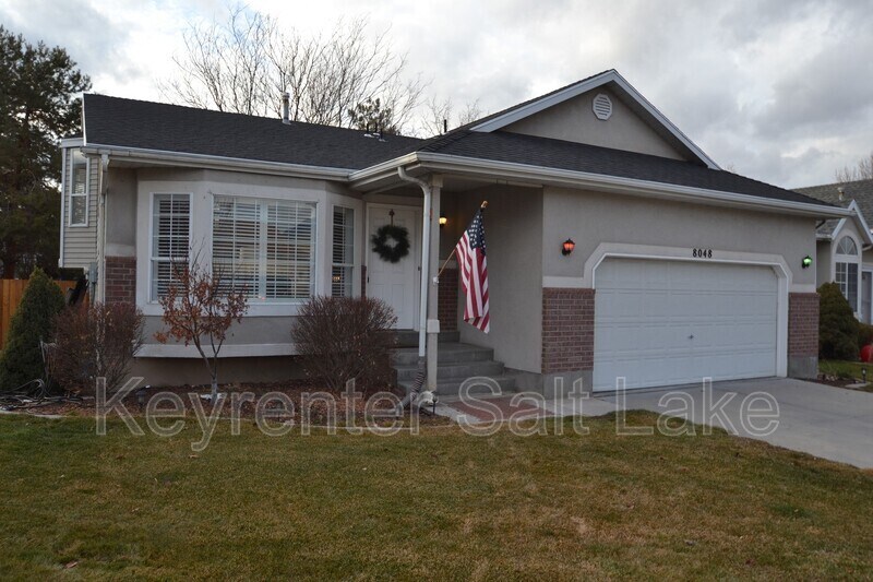 Foto principal - 8048 Peregrine Pl