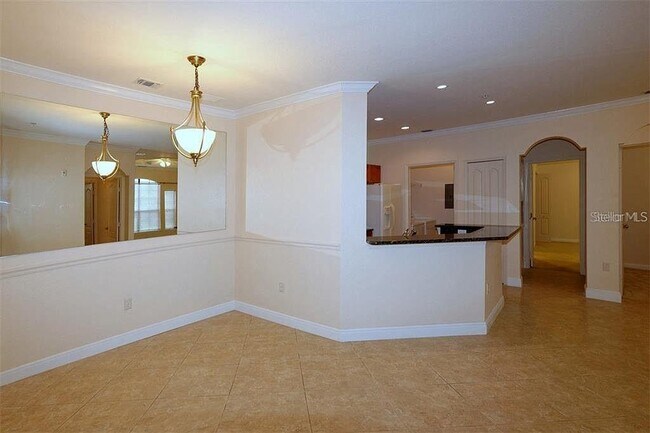 Building Photo - 2709 Via Cipriani