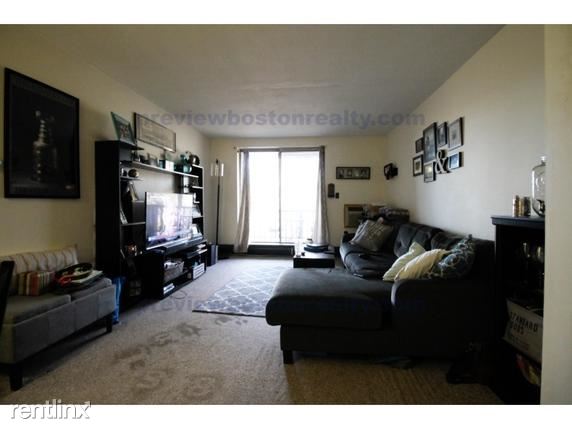 Building Photo - 144 Kenrick St