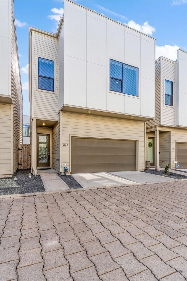 Building Photo - 4705 Thornton Grove