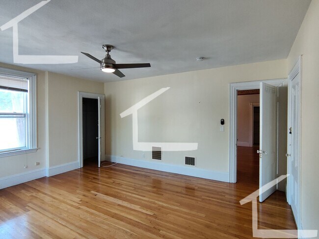 Foto del edificio - 9/1 - spacious Brookline Village area 2BR ...
