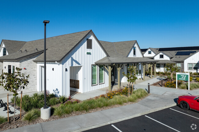 Clubhouse Entrance - Silvey Villas Senior Living