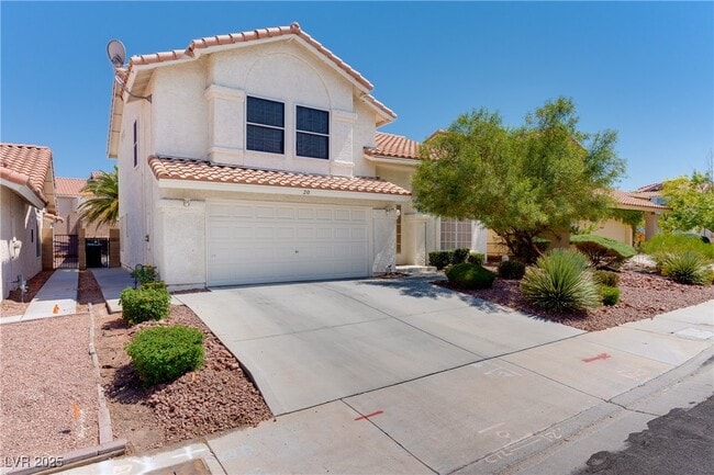 Building Photo - 20 Fantasia Ln