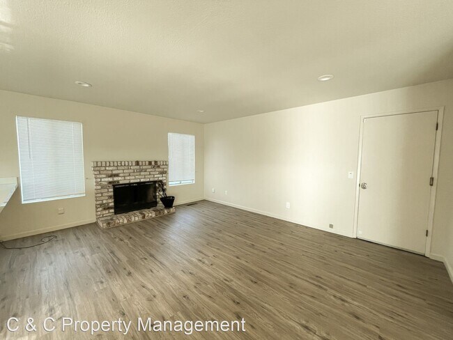 Building Photo - 3 br, 2 bath House - 410 Jerry Ct.