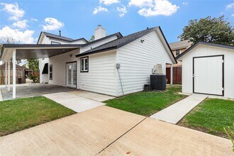 Building Photo - 3718 Storm Creek Dr