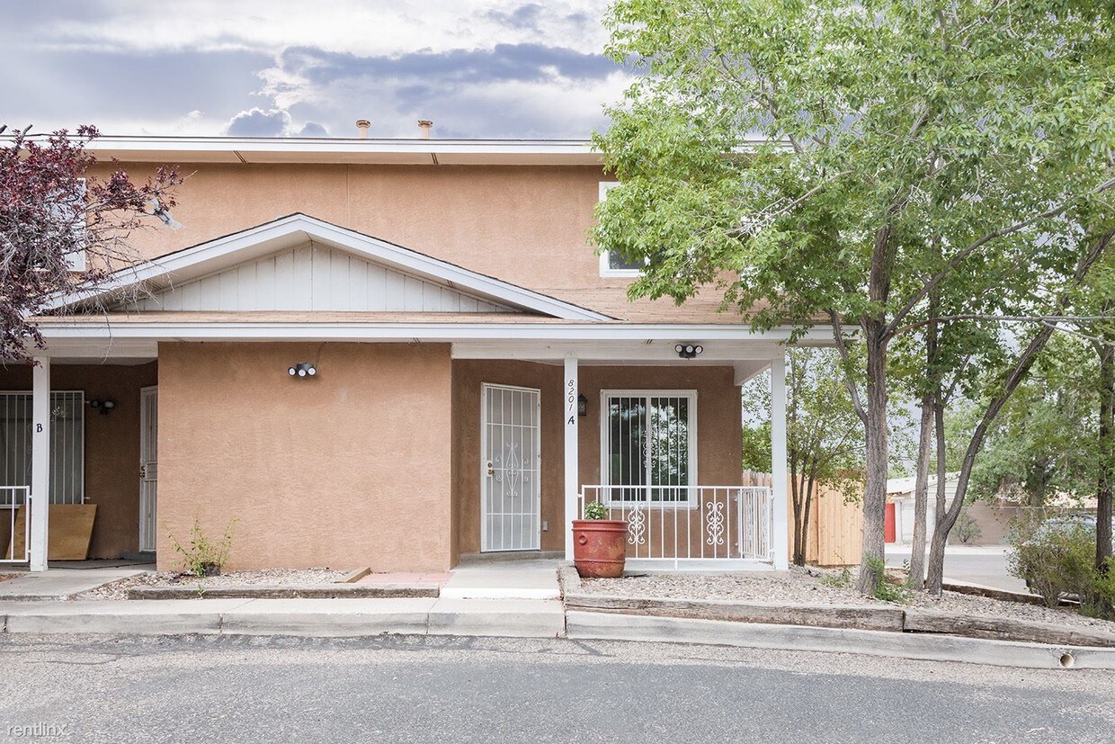 Foto principal - 8201 Trumbull Ave SE
