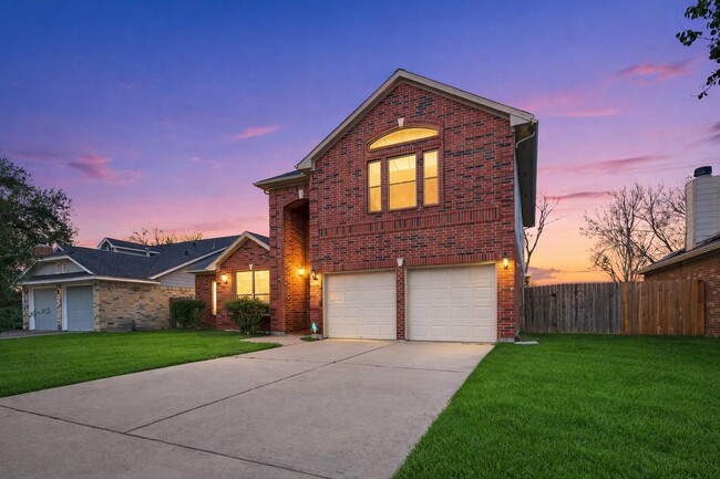 Building Photo - 14914 W Bend Dr