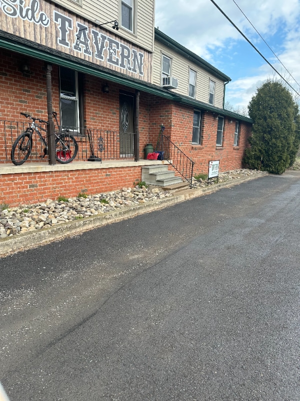 587 Valley Rd Unit C, Danville, PA 17821 Room for Rent in Danville