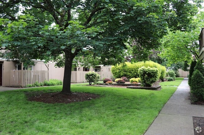 Building Photo - Images Garden View Apartments
