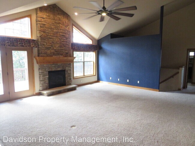Foto del edificio - 4 br, 5 bath House - 17845 Pioneer Crossing