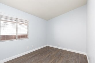 Building Photo - 5748 Chisolm Trail