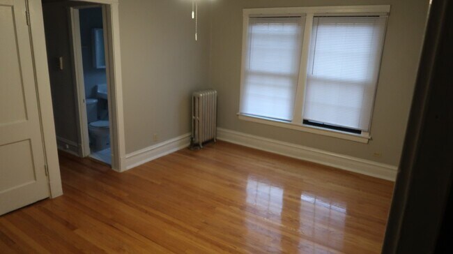 Foto del edificio - 2617 W Gunnison St