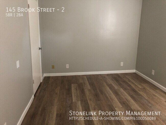 Foto del edificio - 145 Brook St