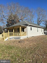 Building Photo - 9366 Kings Hwy