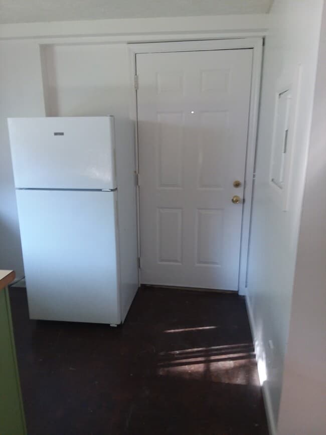 Building Photo - 1424 Stainback Ave