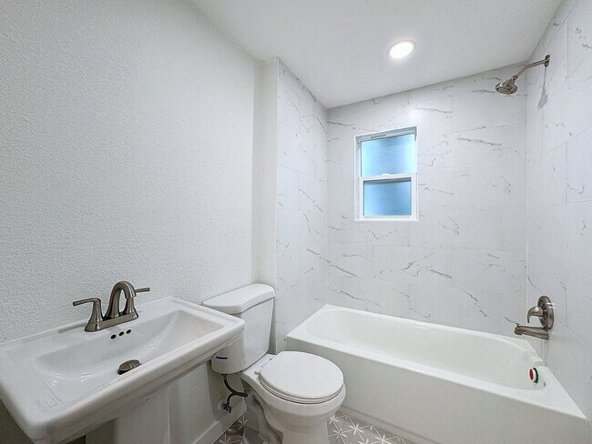 Foto del edificio - 226 9th Ave N