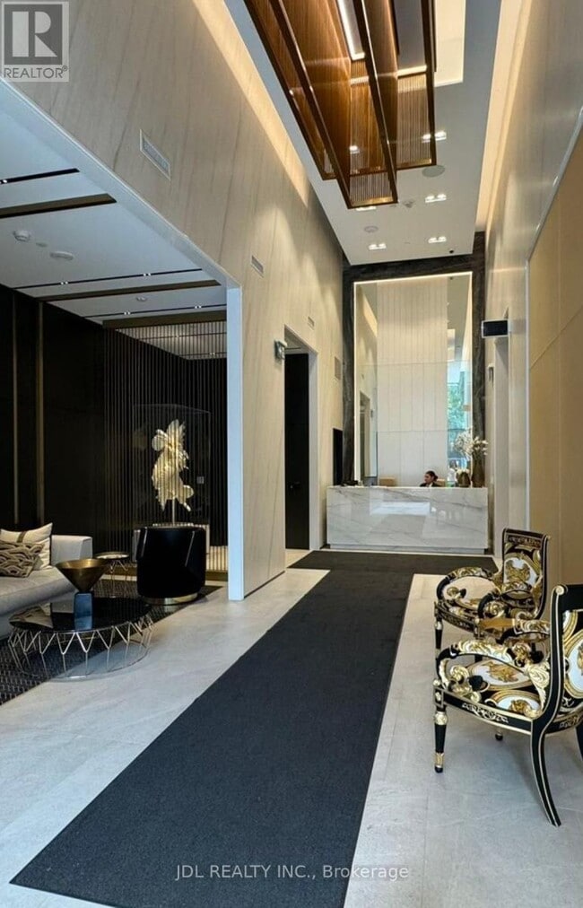 Building Photo - 319 Jarvis St