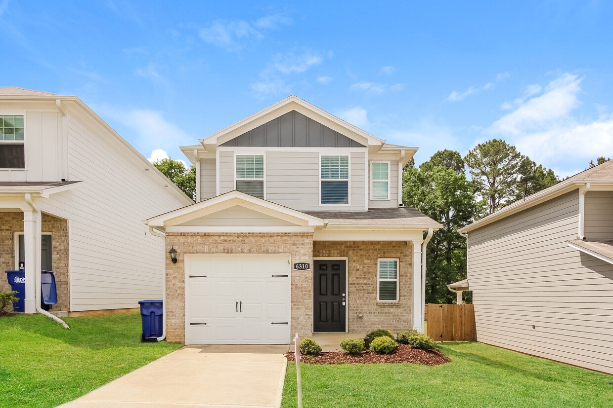 Foto principal - 6310 Rainbow Row