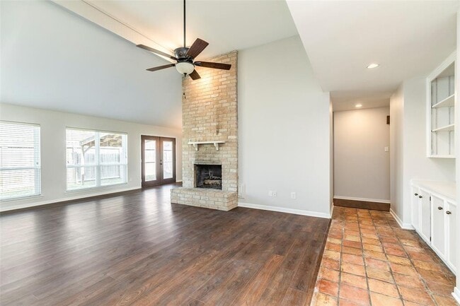 Building Photo - 11822 Poplar Creek Dr