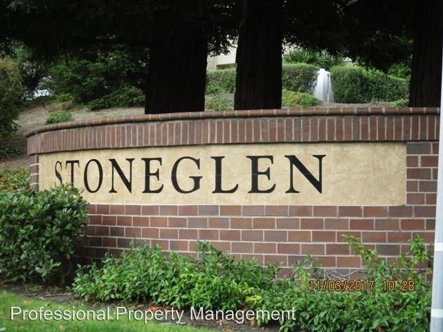 Building Photo - 2737 East Ct