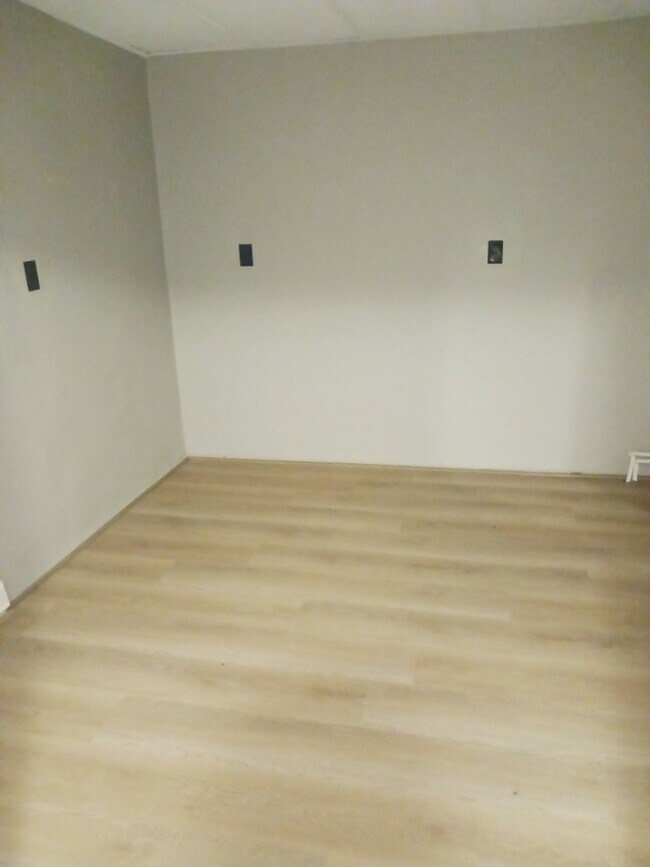 Foto del edificio - 38 E 9th St