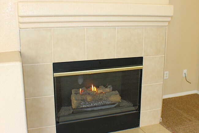 Foto del edificio - Moreno Valley Ranch, Spacious 4 Bedroom