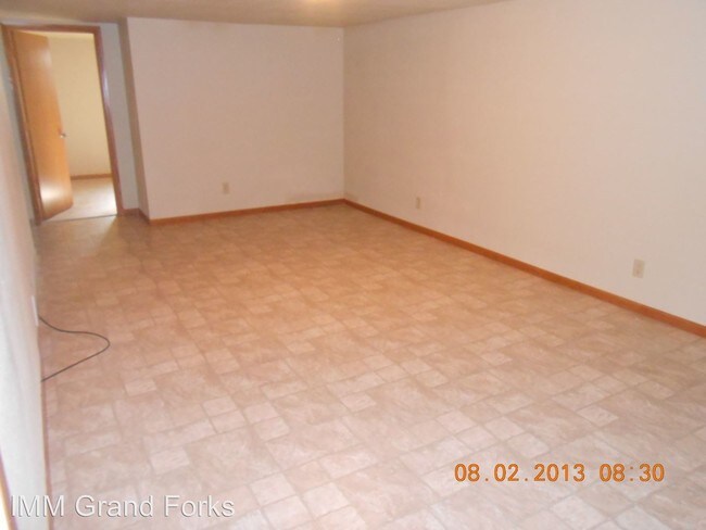 Building Photo - 2210 9th Ave N