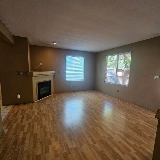 Foto del edificio - Move-In Ready Silverdale Home Close to Everything