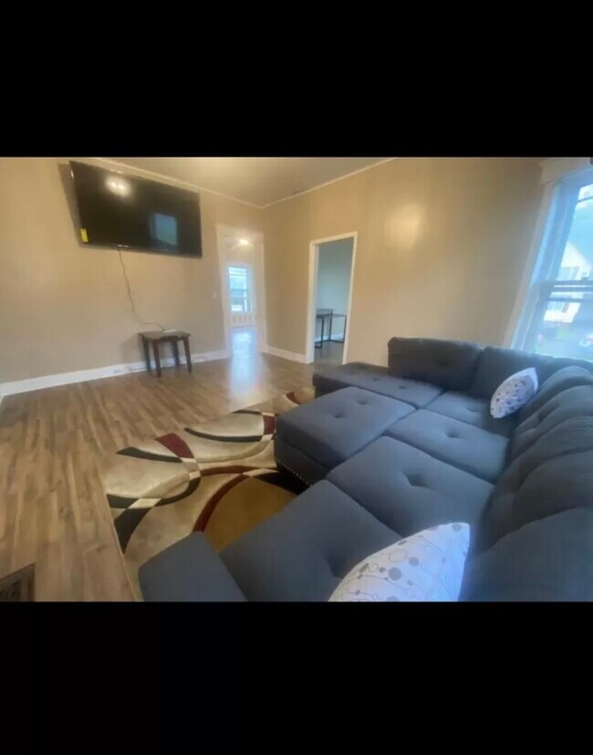 Foto del edificio - 13 Clarke St