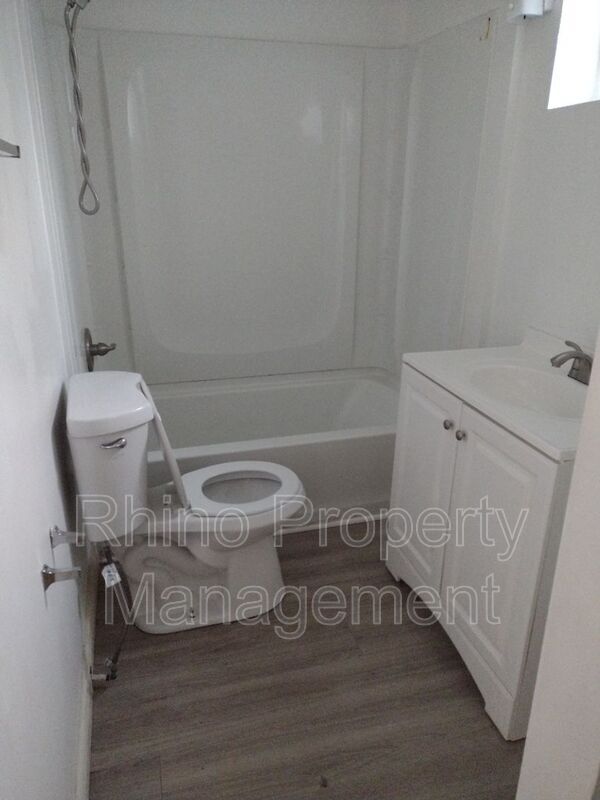 Building Photo - 174 7th St