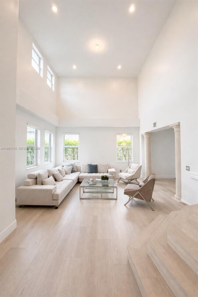 Foto del edificio - 3821 SW 167th Ave
