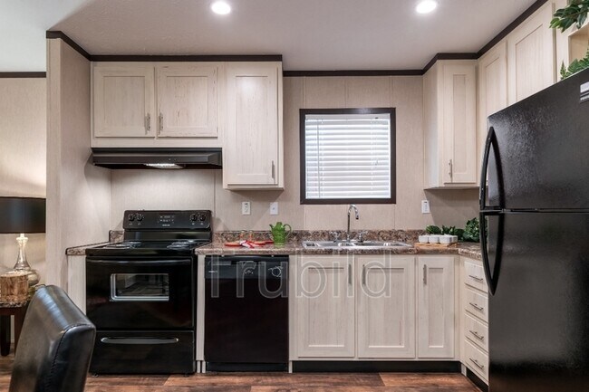 Building Photo - 11591 Cedar Lake Dr