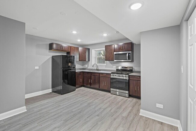 Foto del edificio - 1841 S Kedzie Ave