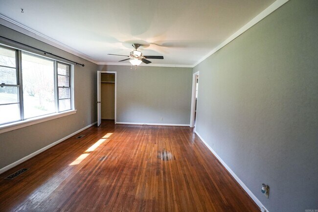 Foto del edificio - 3720 Idlewild Ave