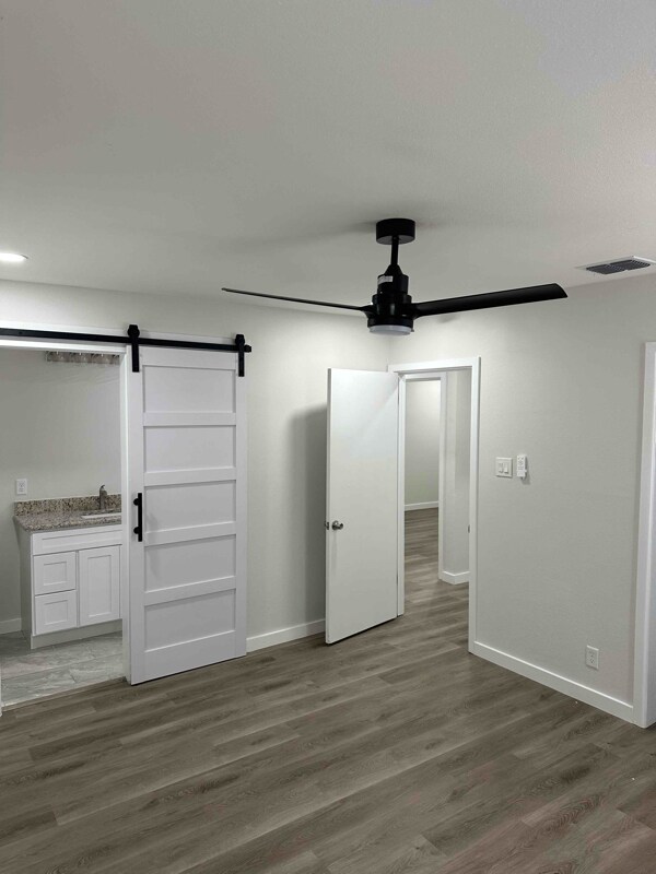 Building Photo - 963 Shephard Dr